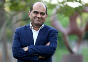 چالش‌هایی که با آثار هنری در زمان جنگ تحمیلی سوم داشتیم / از آثار ابعاد بزرگ تا روغن اثر “ماده و فکر”