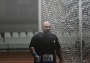 حسن عجمی، طلایی پرتاب وزنه شد