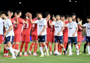 پرسپولیس مقابل ملوان؛ سرخ‌ها به میدان رفتند